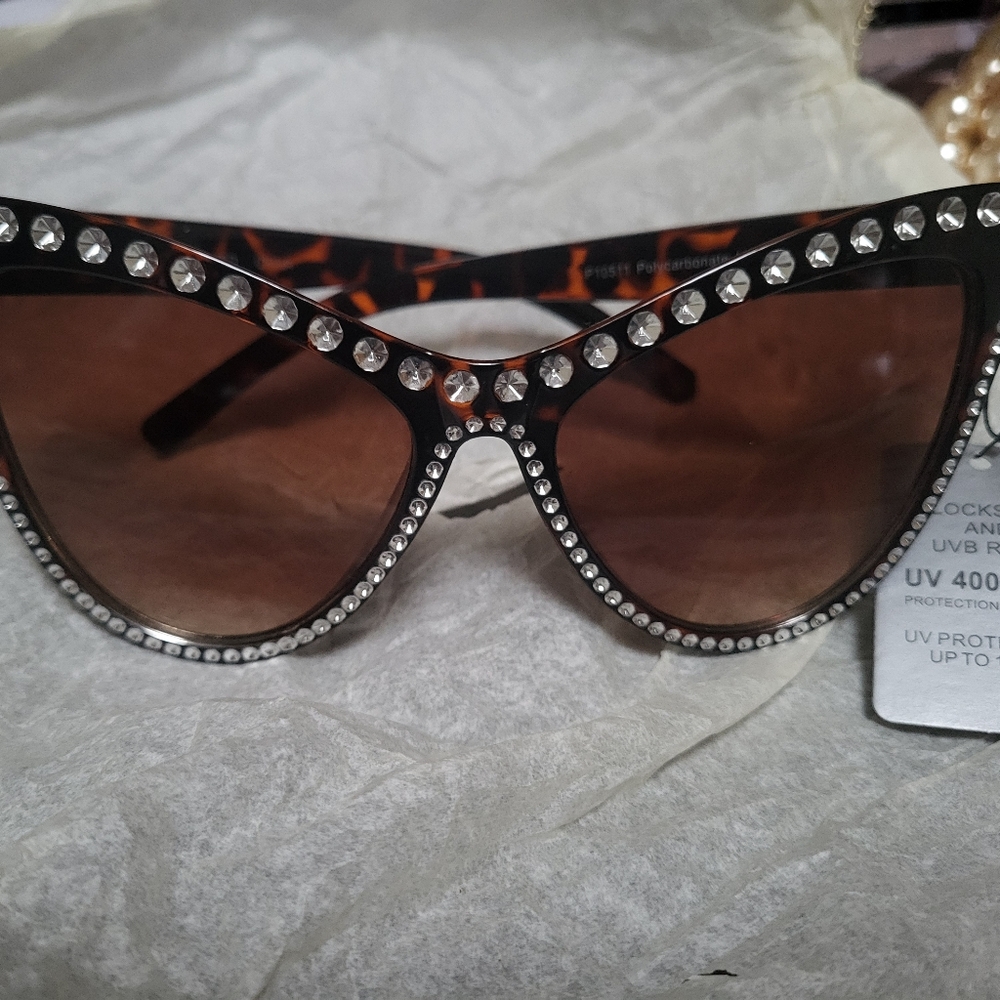 BLING CAT EYE SUNGLASSES